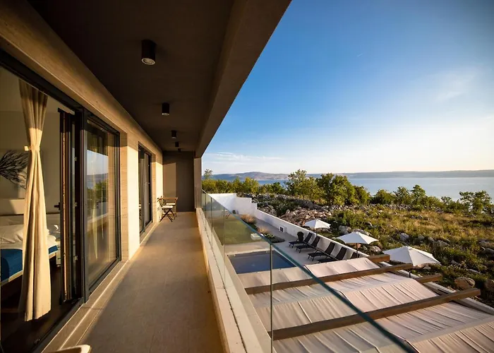 Royal Promons - Heated Pool Villa