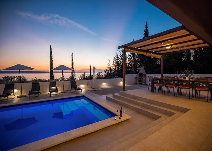 Villa Royal Promons - Heated Pool Starigrad Paklenica