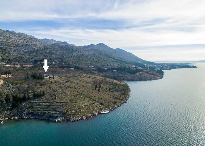 Royal Promons - Heated Pool Villa Starigrad Paklenica