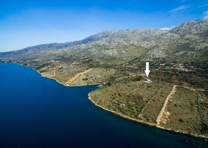 Villa Royal Promons - Heated Pool Starigrad Paklenica