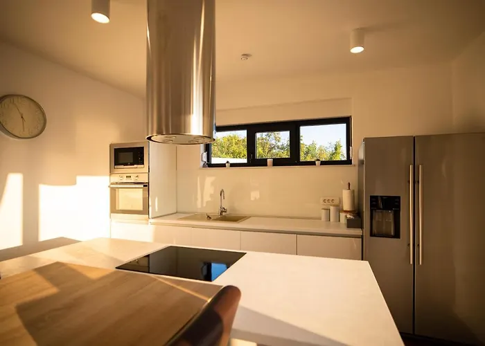 Royal Promons - Heated Pool *