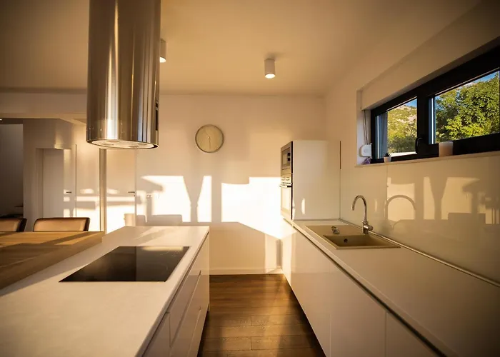 Royal Promons - Heated Pool Villa *