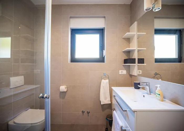 Βίλα Royal Promons - Heated Pool *